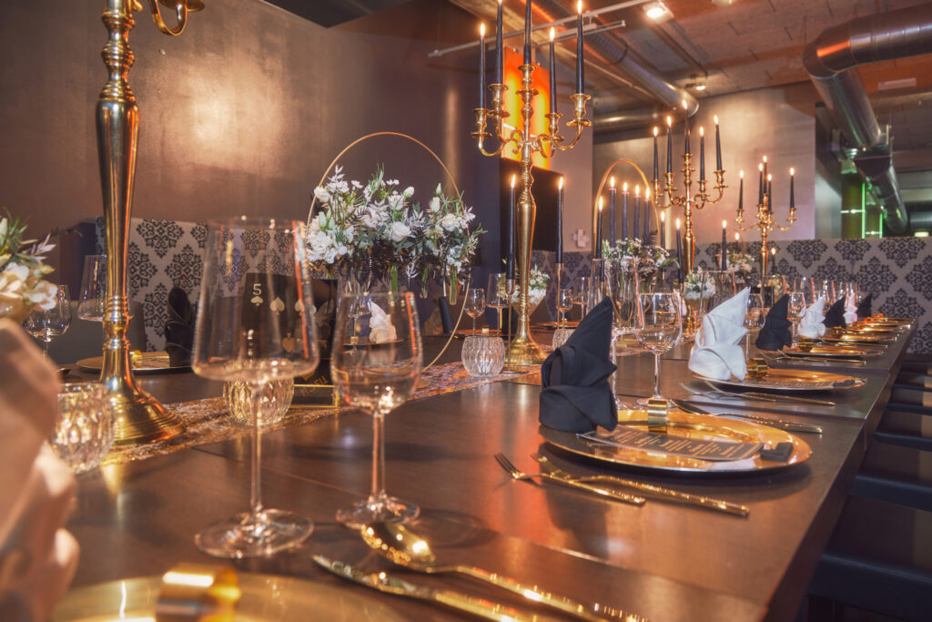 007 James Bond mountain wedding in Tyrol, Austrian alps, wedding planner 4 weddings & events, Uschi Glas, heiraten in Tirol, Berghochzeit