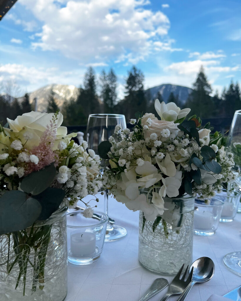 Hochzeit am Pflegersee Garmisch-Partenkirchen, Hochzeitsplanung und Eventdesign by 4 weddings & events, Uschi Glas