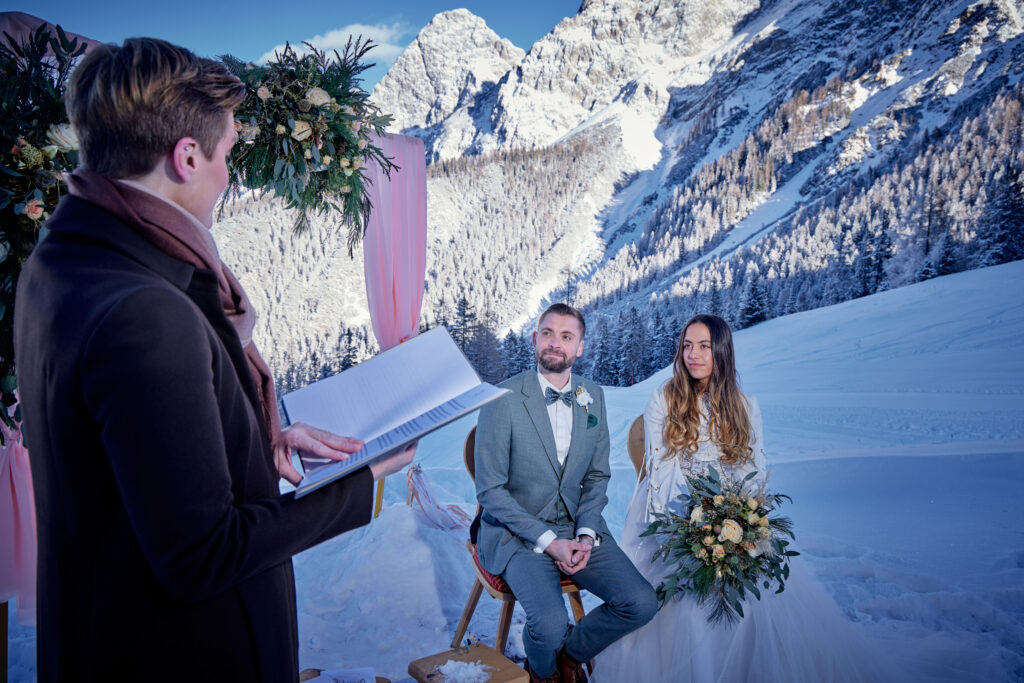Destination wedding Winterhochzeit winter wedding, Tyrol, Austria, wedding planner 4 weddings & events Garmisch, heiraten in den Bergen, mountain wedding