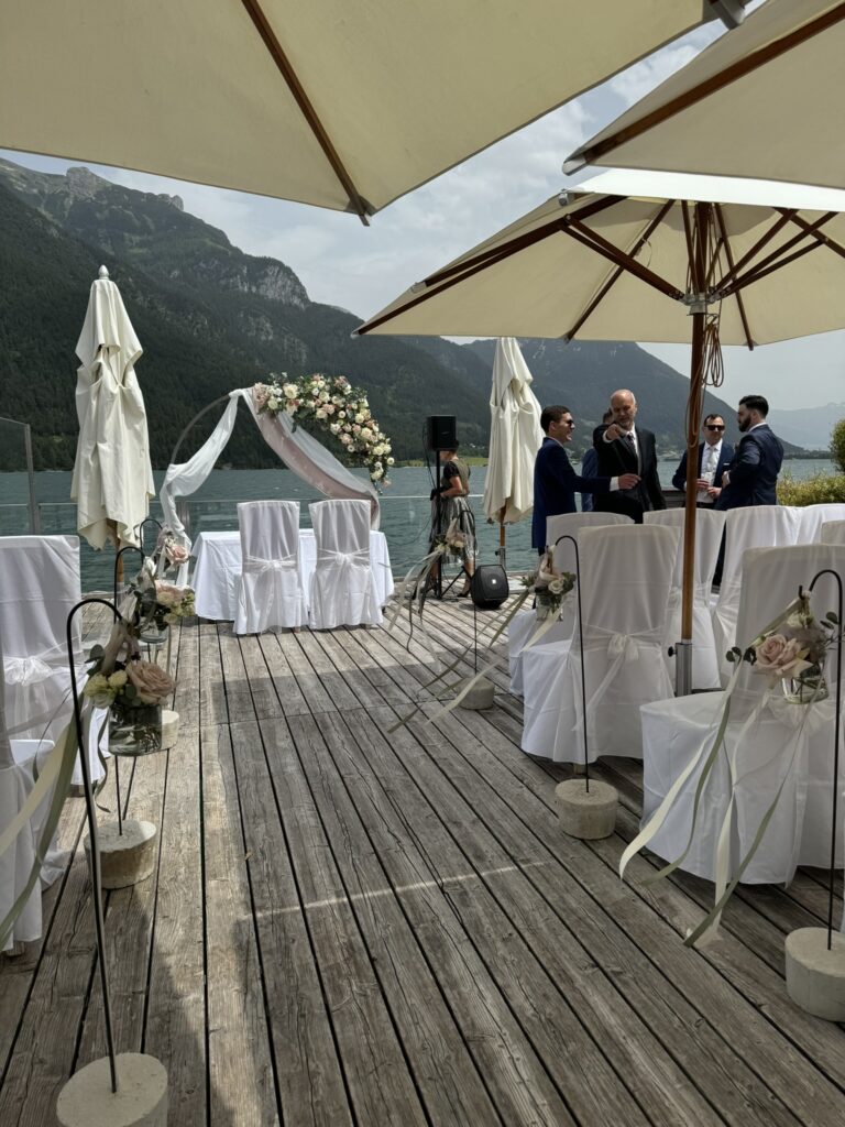 Destination wedding lake Achensee, Tyrol, Entners am See, wedding planner Austria 4 weddings & events by Uschi Glas