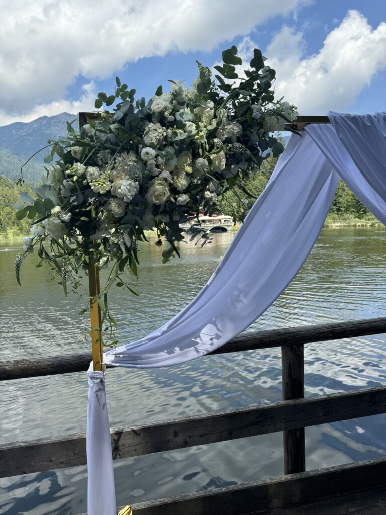 Hochzeit am Pflegersee, Hochzeitsplanung und Dekoration by 4 weddings & Events, Uschi Glas, destination wedding planner Germany