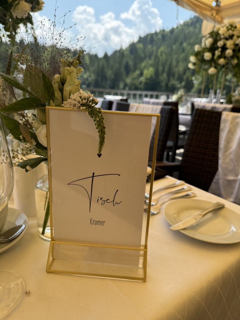 Hochzeit am Pflegersee, Hochzeitsplanung und Dekoration by 4 weddings & Events, Uschi Glas, destination wedding planner Germany